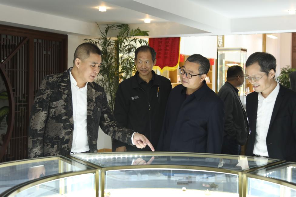 產教城融合發展開辟新領域——生命科學系與河北邁巴克集團有限公司簽署戰略合作協議