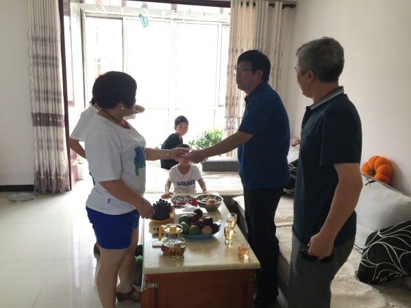 搭建溝通橋梁 送關愛促成長