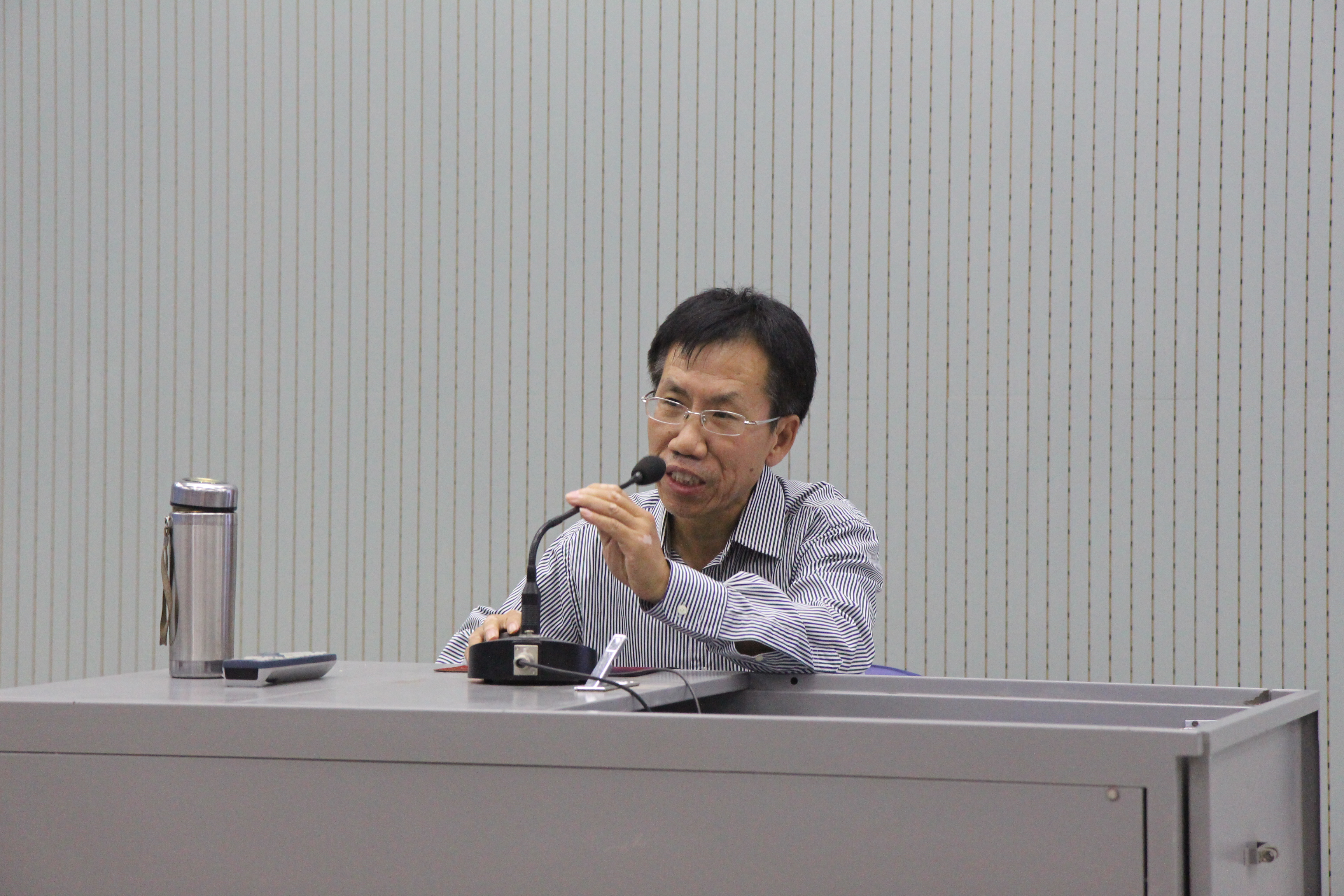 國家行政學院史朝教授在我校舉辦“城市文化論壇”學術講座