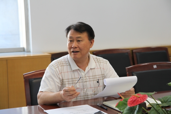 我校召開“一問責八清理”專項行動暨“微腐敗”專項整治工作領導小組會議