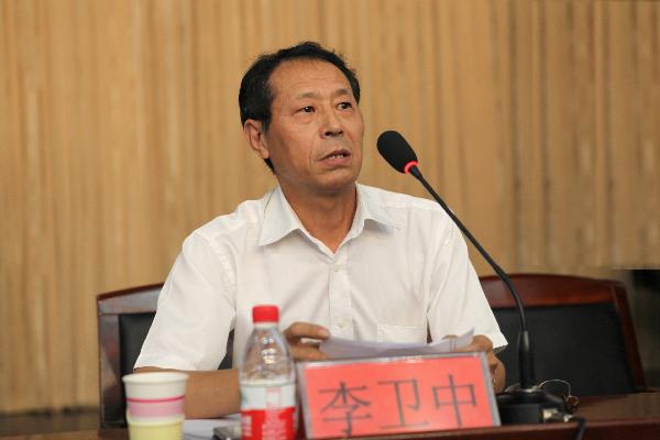 我校召開2013—2014學年度第一學期全體干部會議