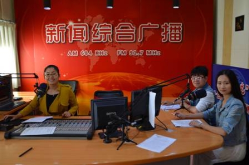 經濟管理系師生走進直播間為2016世園會獻計