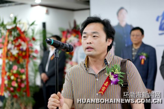 我校教師劉怡水墨人物作品展在唐山美術(shù)館展出