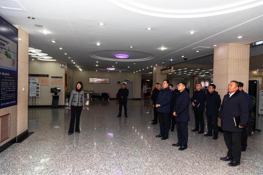 豐南區委書記趙立華一行來學校考察調研